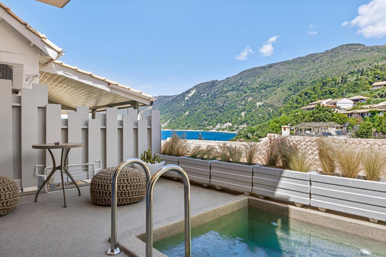 Tellion Suites Άγιος Νικήτας Εξωτερικό φωτογραφία